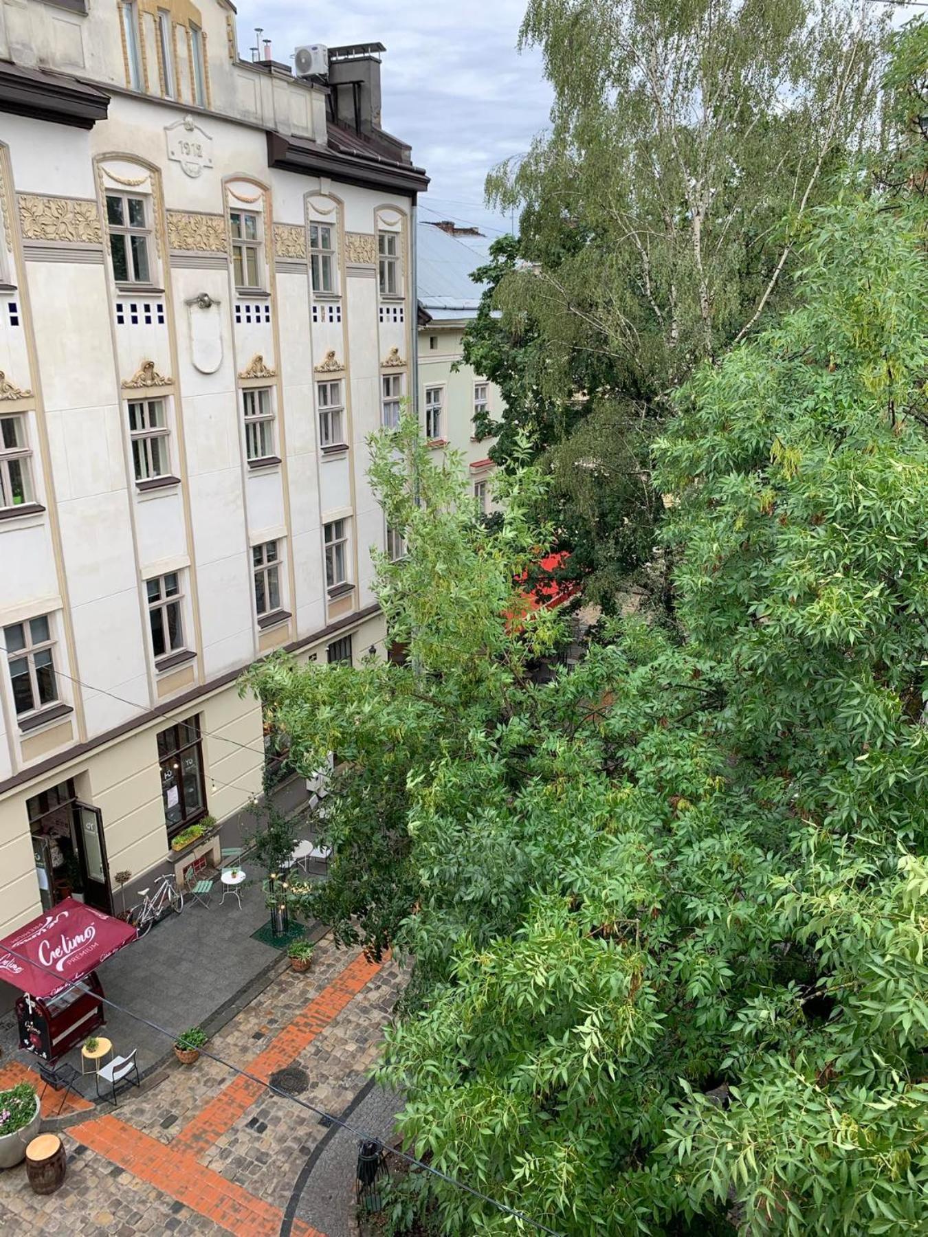 Apart Ivana Fedorovycha 30, Street Lviv Extérieur photo